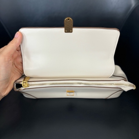 8 Other Reasons French Bag in White - Picture 7 of 12